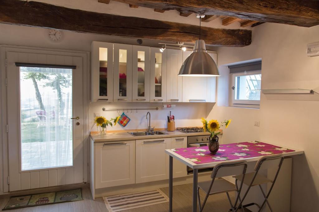 Casa Vacanze Angelica Ostra Vetere Екстериор снимка